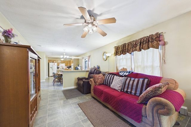139 Chace Rd, Freetown, MA 02717