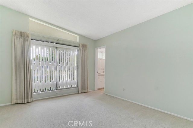 5900 Kentland Avenue, Woodland Hills (los Angeles), CA 91367