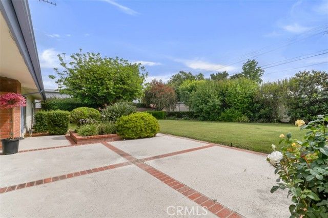 5900 Kentland Avenue, Woodland Hills (los Angeles), CA 91367