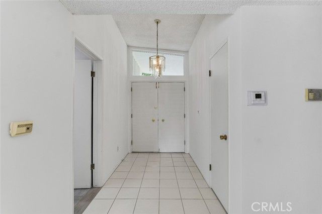 5900 Kentland Avenue, Woodland Hills (los Angeles), CA 91367