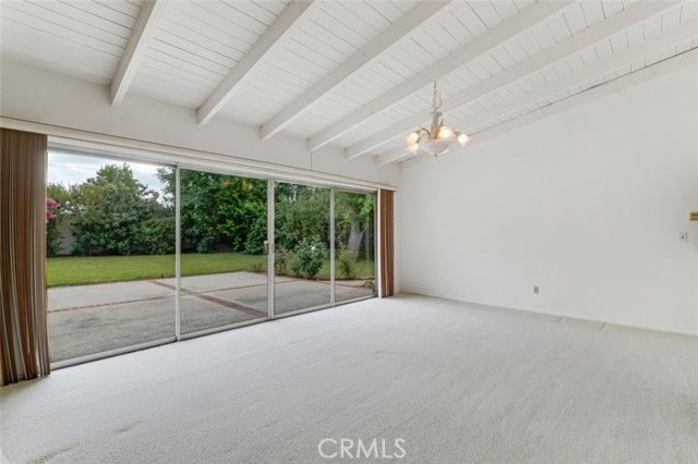 5900 Kentland Avenue, Woodland Hills (los Angeles), CA 91367