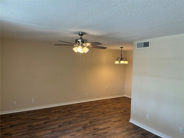 4705 1ST STREET NE 135, St Petersburg, FL 33703