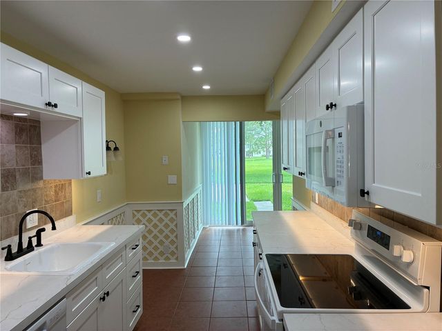 4705 1ST STREET NE 135, St Petersburg, FL 33703