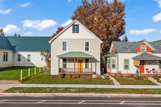 208 W Main Ave, Chewelah, WA 99109