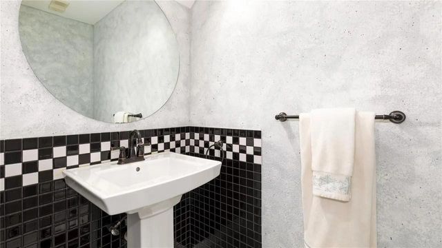10438 SAINT TROPEZ PLACE, Tampa, FL 33615