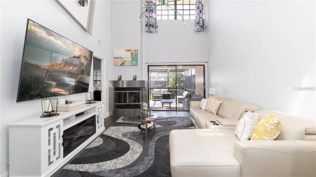 10438 SAINT TROPEZ PLACE, Tampa, FL 33615