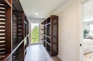 23202 Aetna Street, Woodland Hills (los Angeles), CA 91367