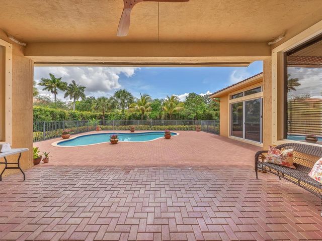 7678 NW 117th Lane, Parkland, FL 33076