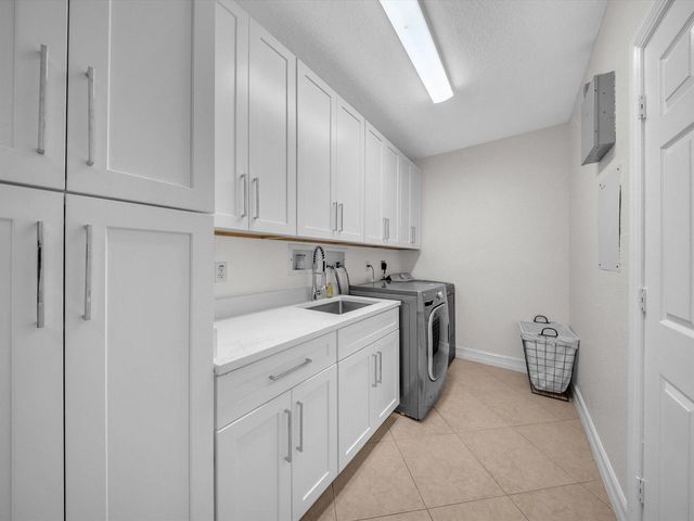 7678 NW 117th Lane, Parkland, FL 33076