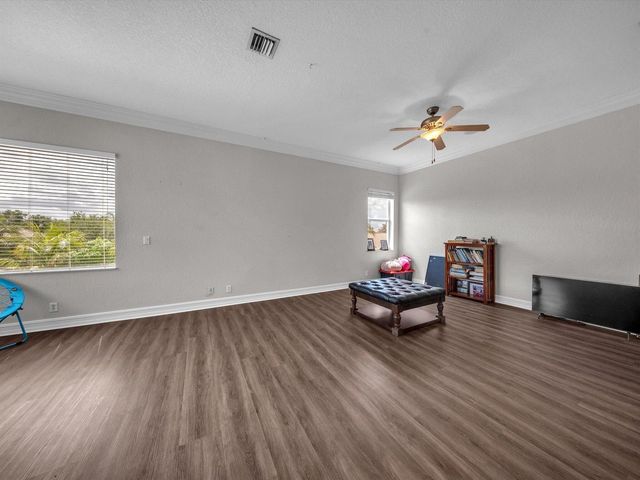7678 NW 117th Lane, Parkland, FL 33076
