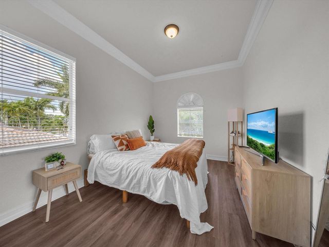 7678 NW 117th Lane, Parkland, FL 33076