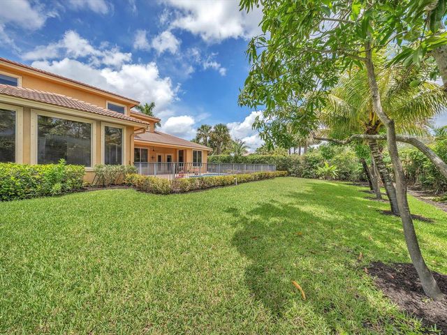 7678 NW 117th Lane, Parkland, FL 33076