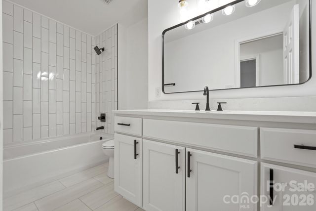 6102 Garamond Court, Charlotte, NC 28270