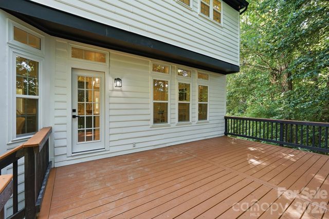 6102 Garamond Court, Charlotte, NC 28270
