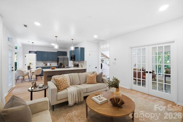 6102 Garamond Court, Charlotte, NC 28270