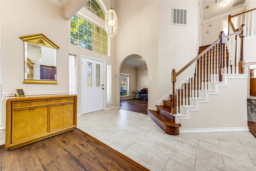 2708 Carmel Drive, Carrollton, TX 75006 — photo 3