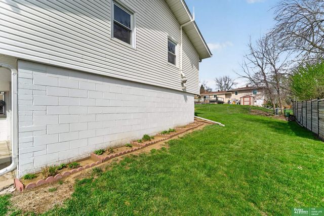 3921 Terrace Drive, Omaha, NE 68134