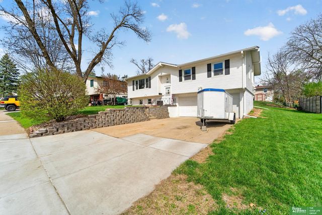 3921 Terrace Drive, Omaha, NE 68134