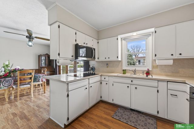 3921 Terrace Drive, Omaha, NE 68134