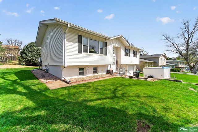 3921 Terrace Drive, Omaha, NE 68134