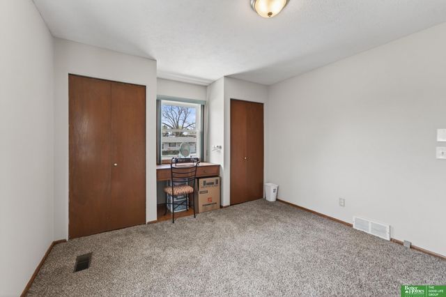 3921 Terrace Drive, Omaha, NE 68134