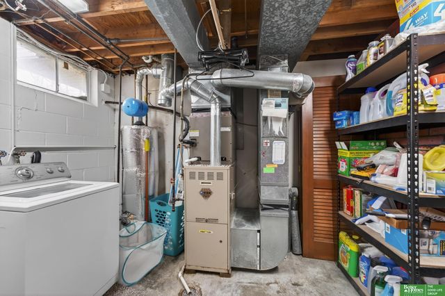 3921 Terrace Drive, Omaha, NE 68134