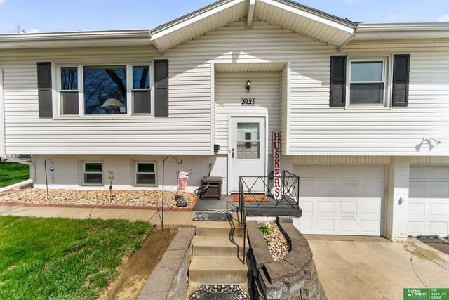 3921 Terrace Drive, Omaha, NE 68134