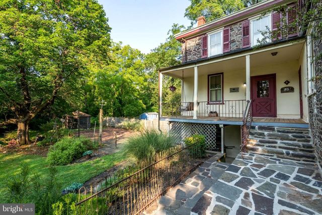 1323 OLD SUMNEYTOWN PIKE, Harleysville, PA 19438