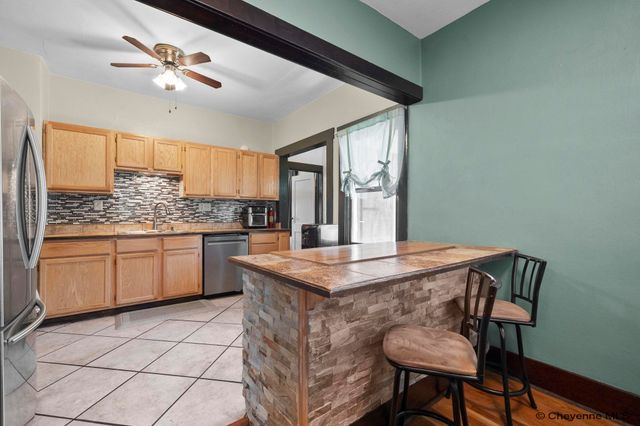 1219 COSGRIFF CT, Cheyenne, WY 82001