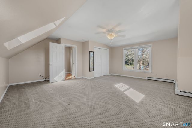 15 Sunnieside Drive, East Lyme, CT 06357