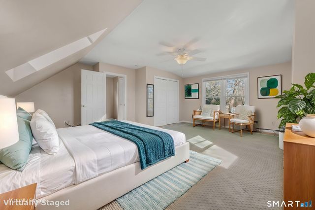 15 Sunnieside Drive, East Lyme, CT 06357