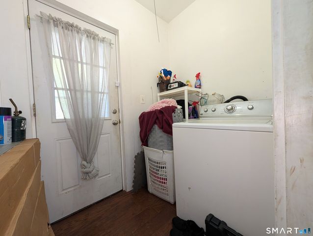 106 Edin Avenue, Waterbury, CT 06706