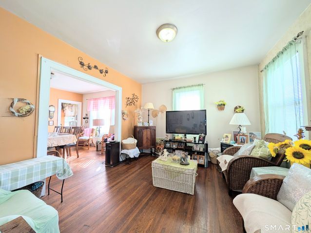 106 Edin Avenue, Waterbury, CT 06706