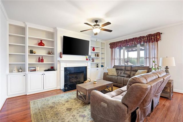 307 Cornerstone Trace, Woodstock, GA 30188