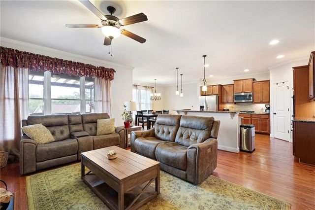 307 Cornerstone Trace, Woodstock, GA 30188