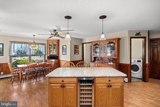 311 EAYRESTOWN RD, Southampton, NJ 08088