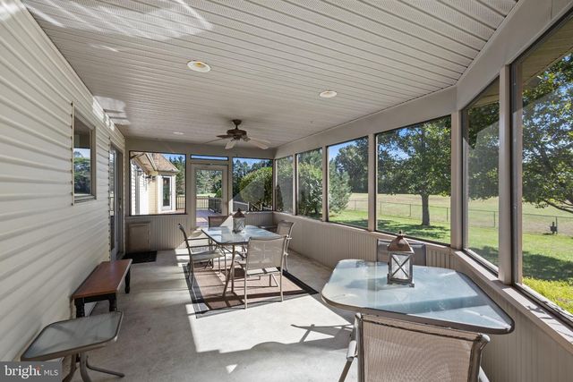 311 EAYRESTOWN RD, Southampton, NJ 08088