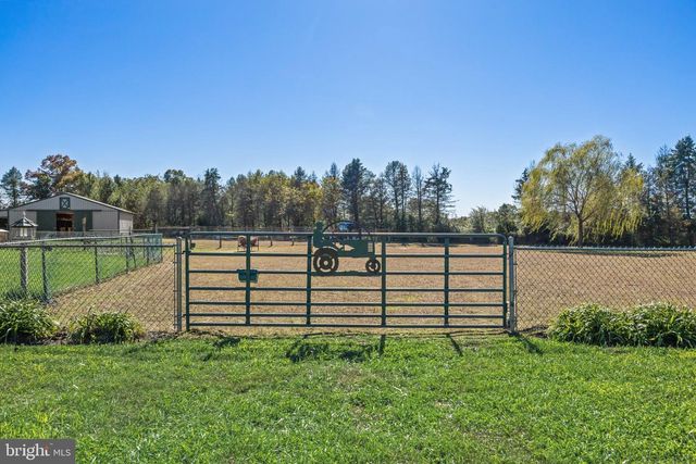 311 EAYRESTOWN RD, Southampton, NJ 08088