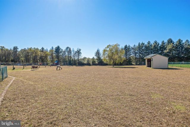 311 EAYRESTOWN RD, Southampton, NJ 08088