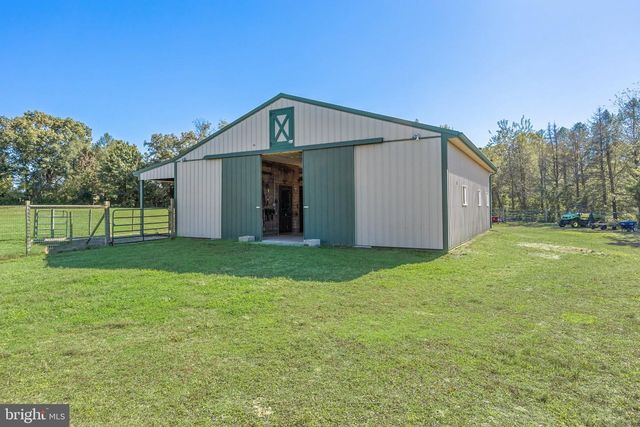 311 EAYRESTOWN RD, Southampton, NJ 08088