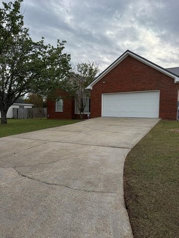 108 Brittany Dr, Dothan, AL 36301