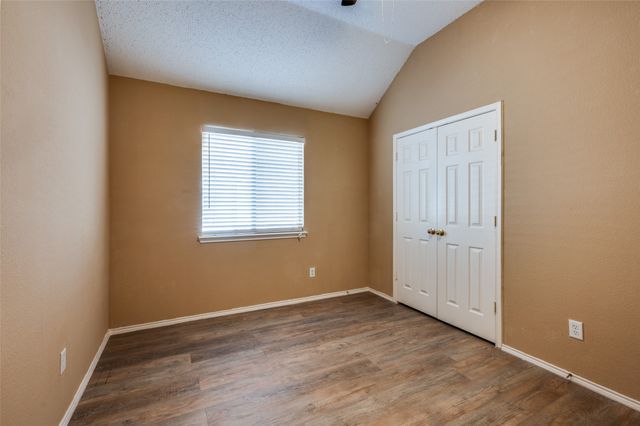 8520 Rock Creek Drive, Fort Worth, TX 76123