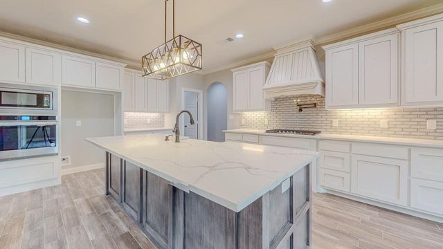 8360 Chappell Hill Drive, Beaumont, TX 77713