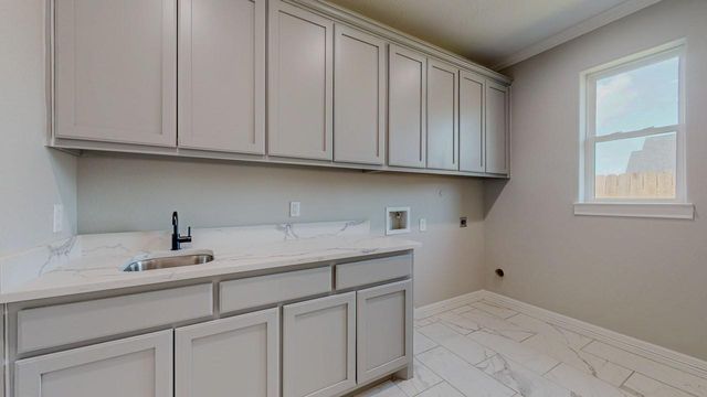 8360 Chappell Hill Drive, Beaumont, TX 77713