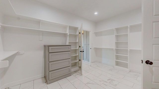 8360 Chappell Hill Drive, Beaumont, TX 77713