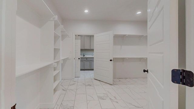 8360 Chappell Hill Drive, Beaumont, TX 77713