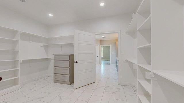 8360 Chappell Hill Drive, Beaumont, TX 77713