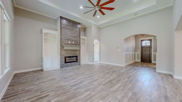 8360 Chappell Hill Drive, Beaumont, TX 77713