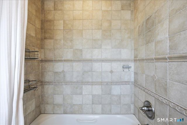 35 Prospect Street, Essex, CT 06426