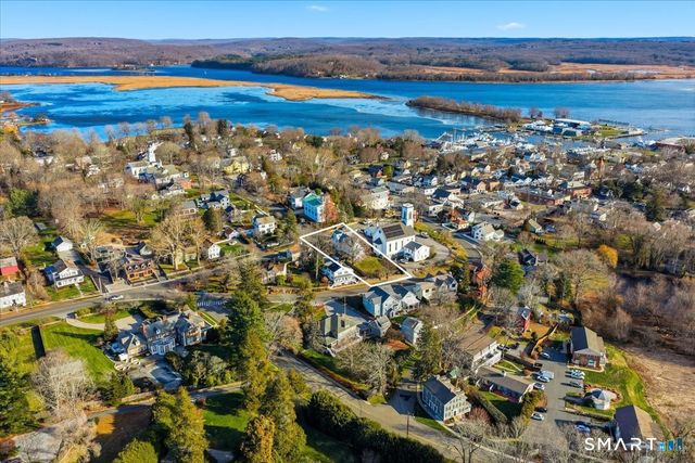 35 Prospect Street, Essex, CT 06426